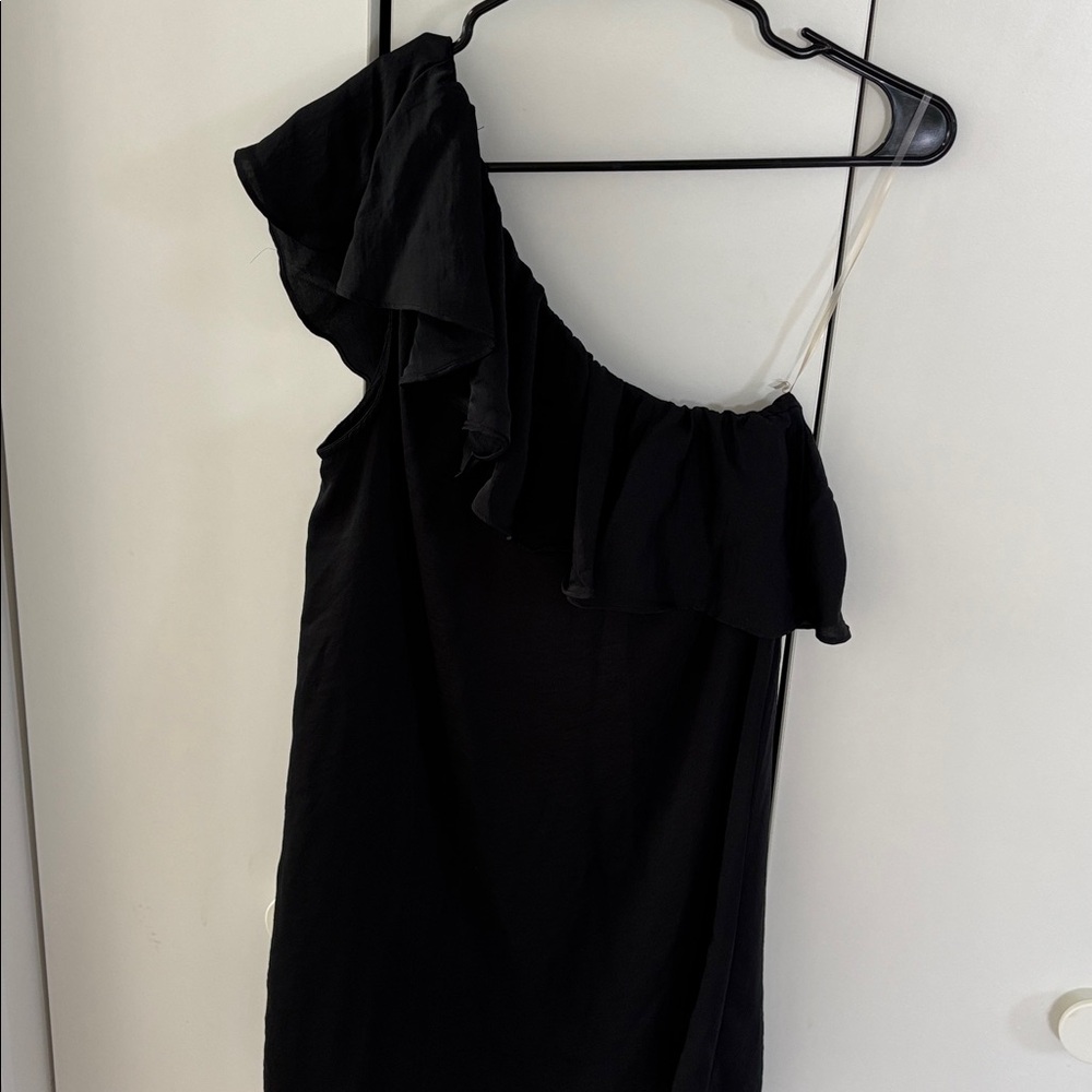 Black One-Shoulder Ruffle Dress - Picture 3 of 3